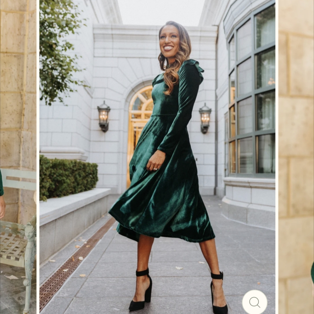 Ivy City Co Green Velvet Dress | Small